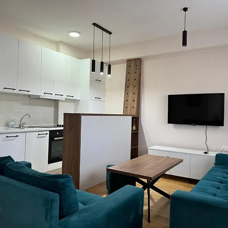 شقة Modern 2-bedroom With Private Garage سكوبجي